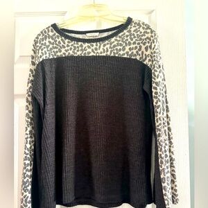 black, great leopard print waffle top . never worn . soft. from buckle